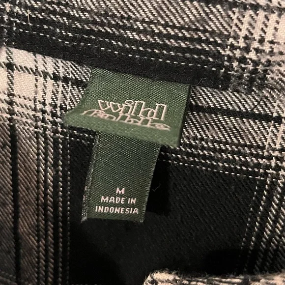 Ladies Wild Fable Black/White/Grey & Button Down Flannel - Size Medium - Picture 2 of 4